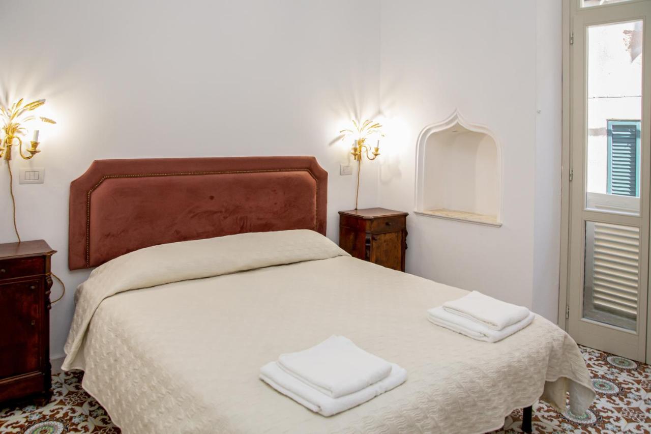Honore De Balzac Alghero Exterior photo