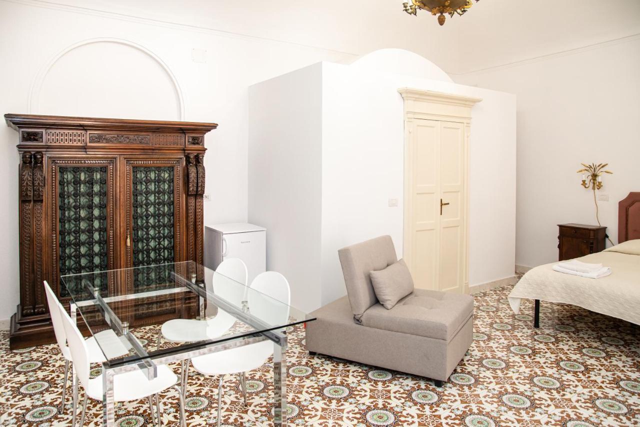 Honore De Balzac Alghero Exterior photo